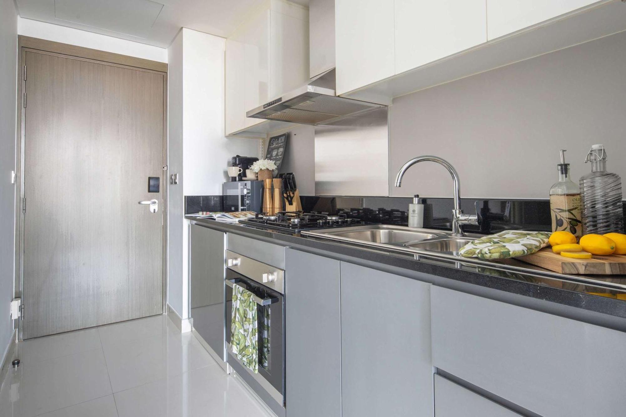 Frank Porter - Damac Maison Prive B Dubai